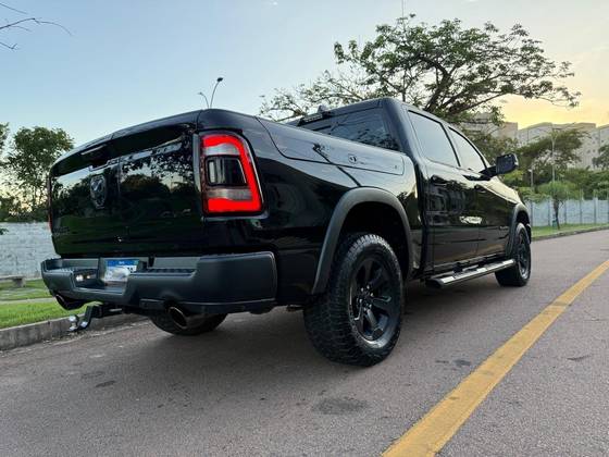 RAM 1500 5.7 V8 GASOLINA REBEL CD 4X4 AUTOMÁTICO